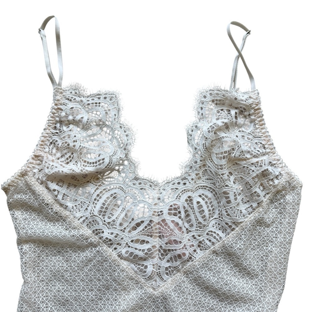 Victoria's Secret Sexy Women's Ivory Lace Mesh Sheer Teddy Lingerie M Stretch - Picture 2 of 8